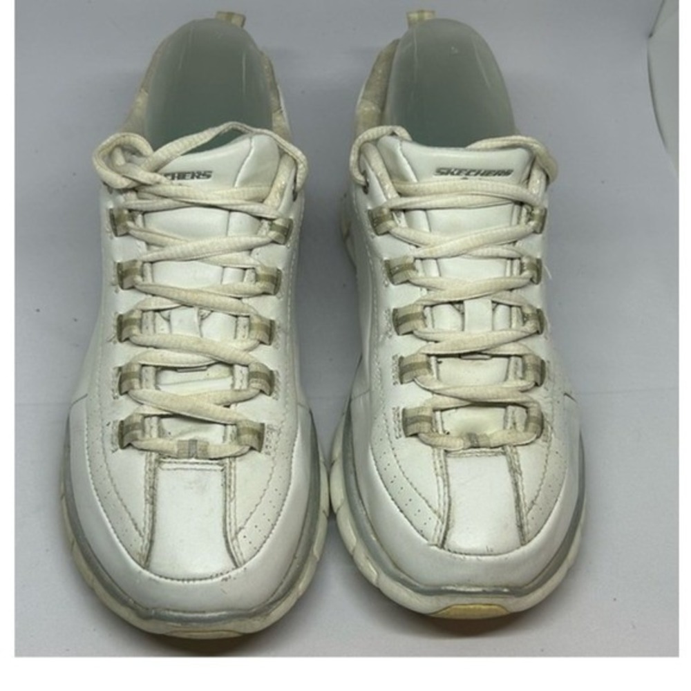 Skechers Classic Lite‎ White Leather Lace-Up Sneakers US7 Sporty